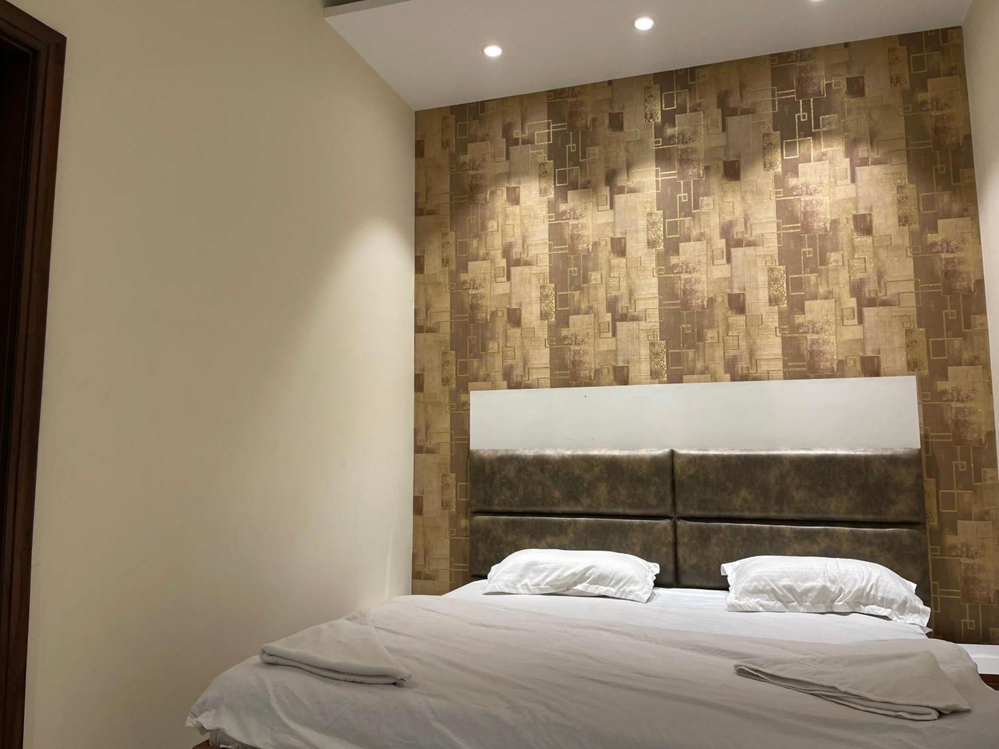 Hotel Paradise Dream Ludhiana Buitenkant foto