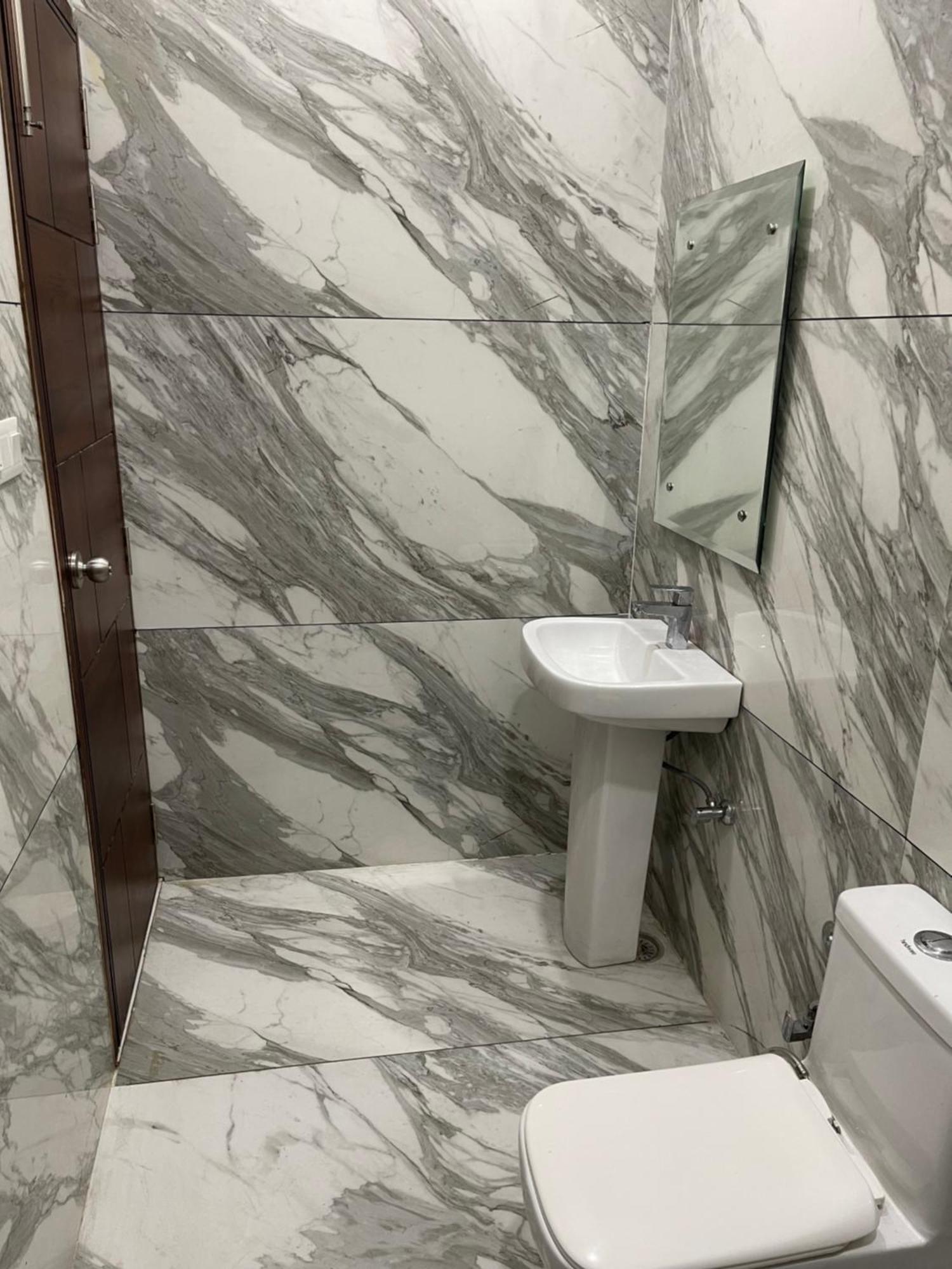 Hotel Paradise Dream Ludhiana Buitenkant foto