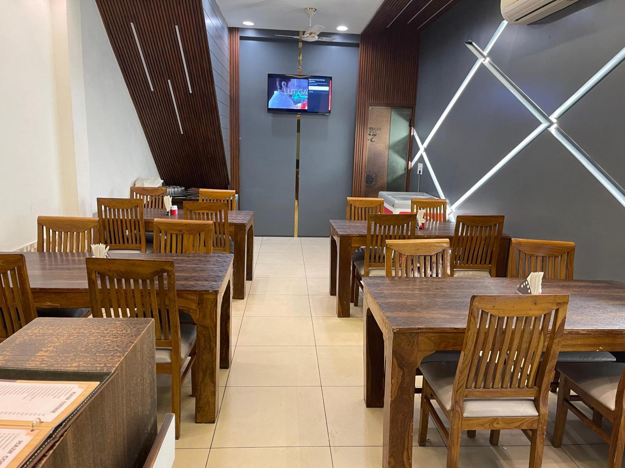 Hotel Paradise Dream Ludhiana Buitenkant foto